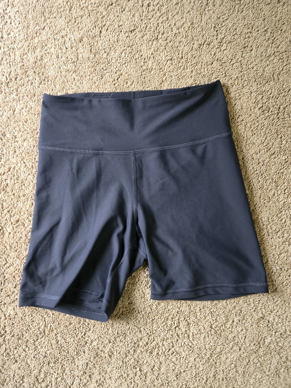 Old Navy Active PowerSoft High-Rise Bike Shorts - M